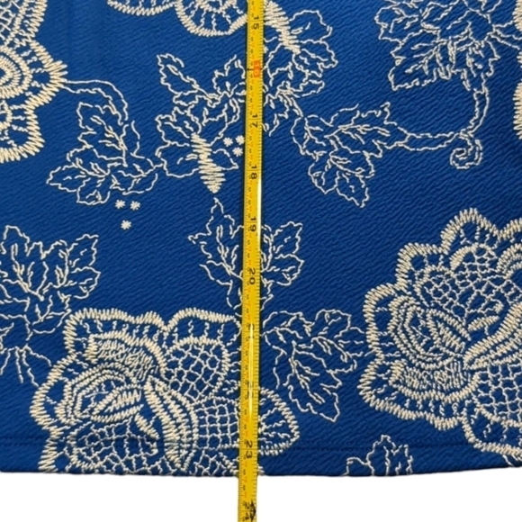 Lularoe Royal Blue Silver Floral A-Line Pencil Cassie Skirt Yoga Size Small - Picture 5 of 11